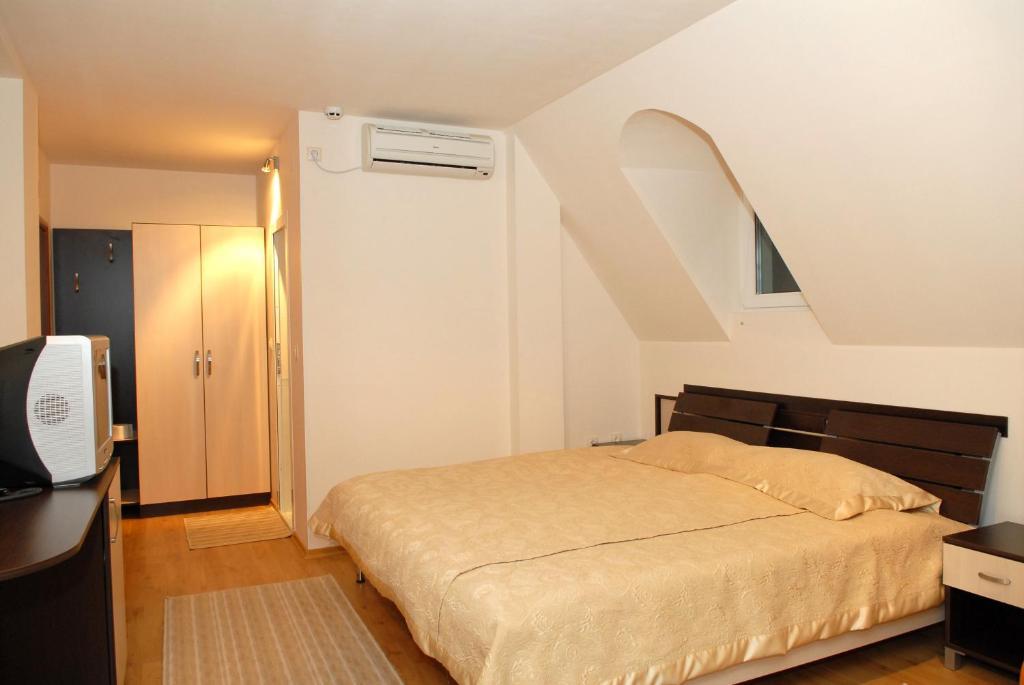 Hotel Avis Szandanszki Kültér fotó