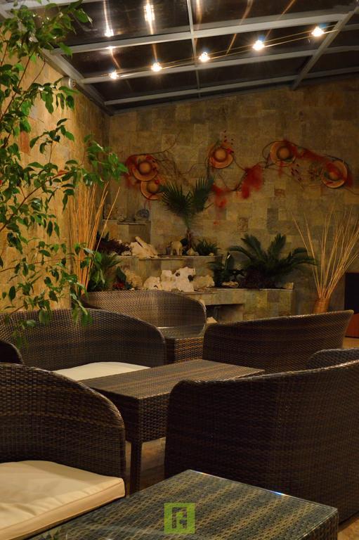 Hotel Avis Szandanszki Kültér fotó